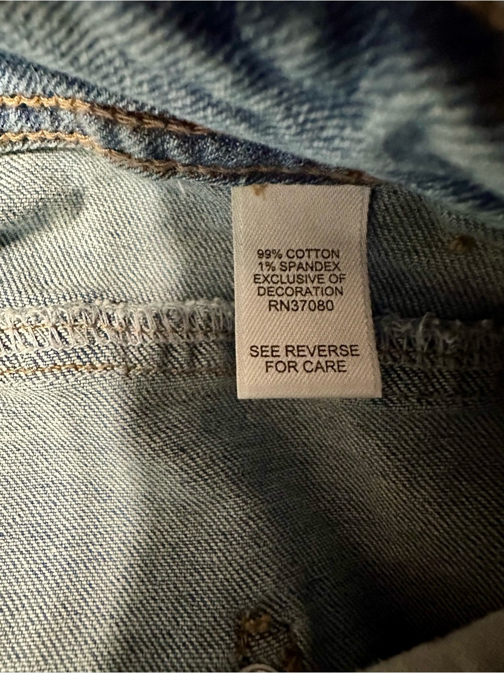 Decorative Cato Butterfly Capri Jeans - Picture 4 of 6
